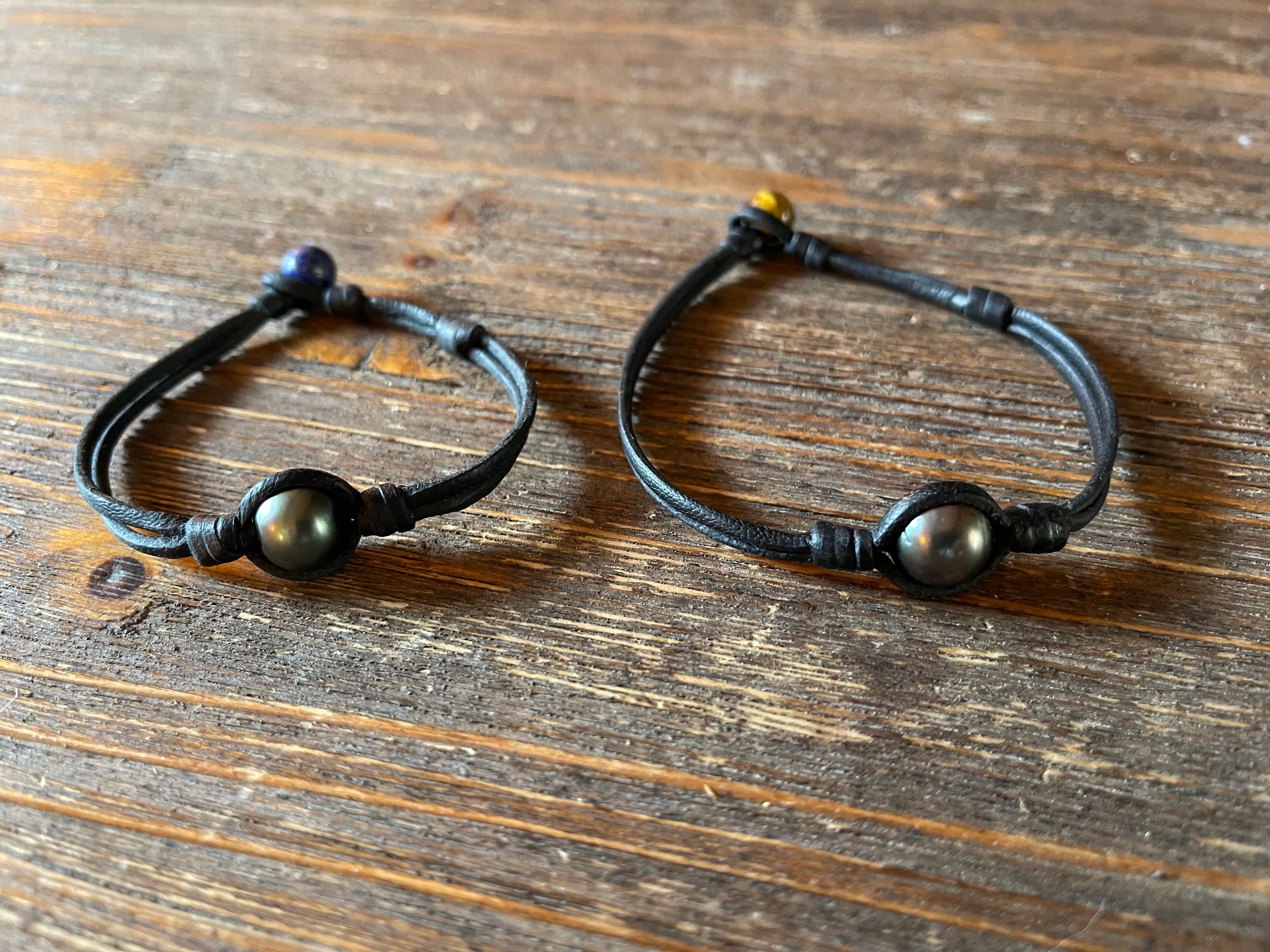 Reservés Bracelets homme et femme perles de tahiti sur cuir australien bracelet minimaliste veritable perle